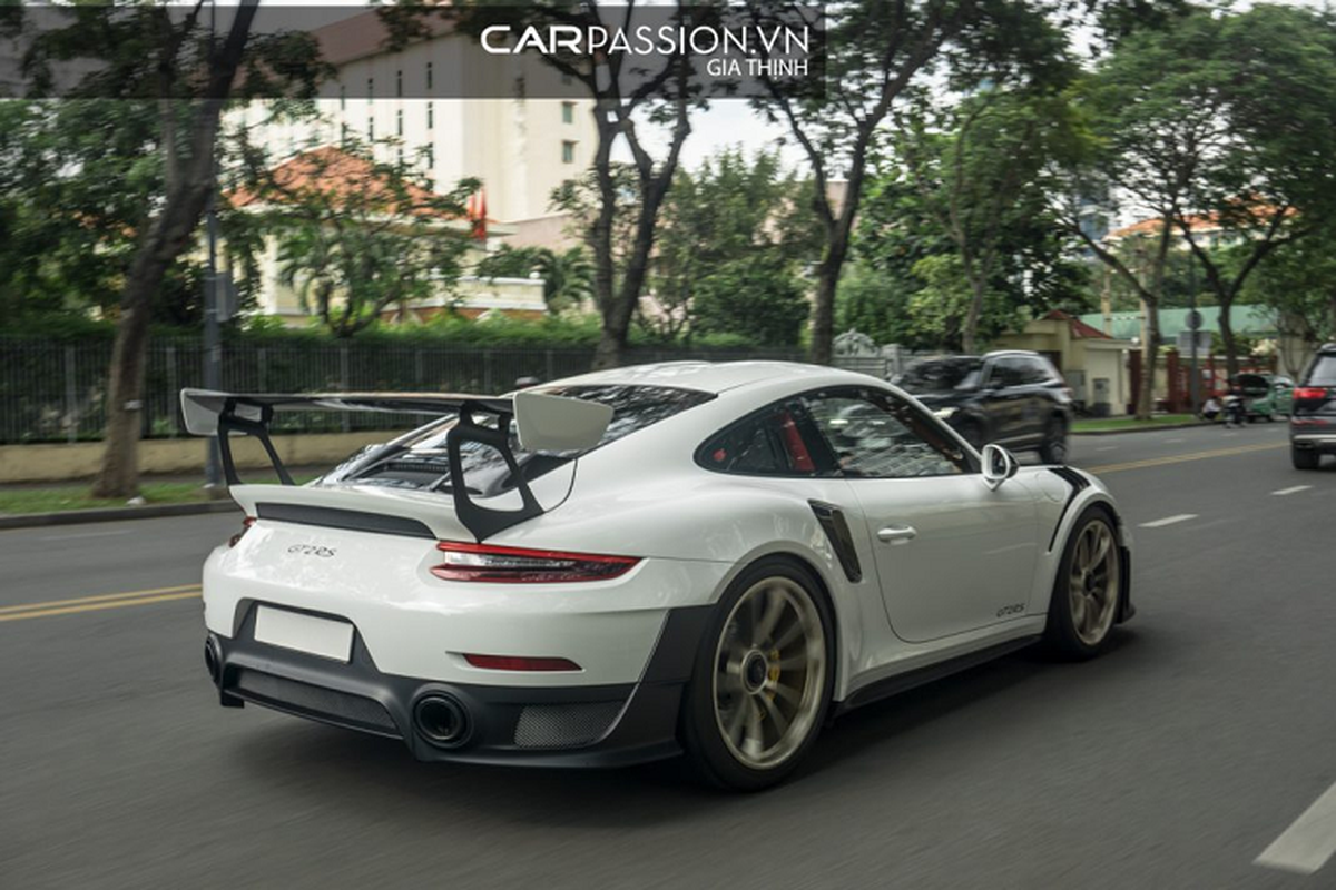 Chi tiet Porsche 911 GT2 RS hon 20 ty tai Sai Gon-Hinh-13