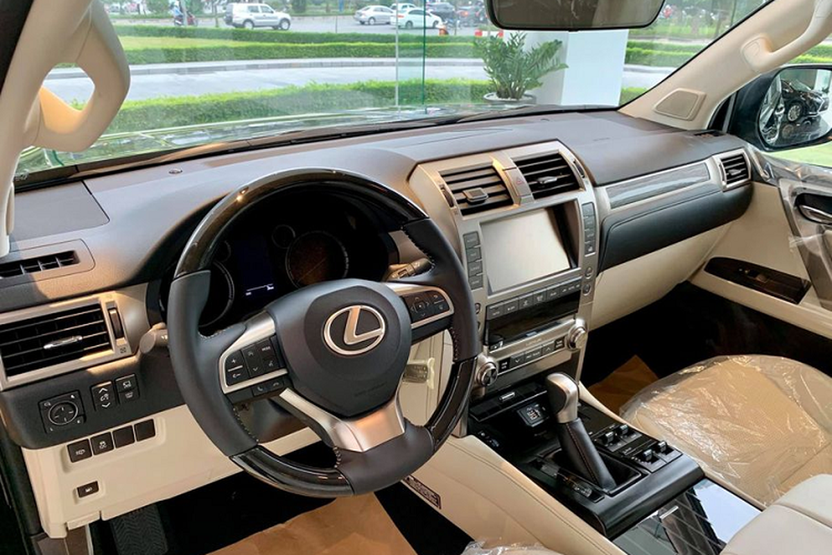 Can canh Lexus GX460 2020 tu 5,69 ty tai Viet Nam-Hinh-7