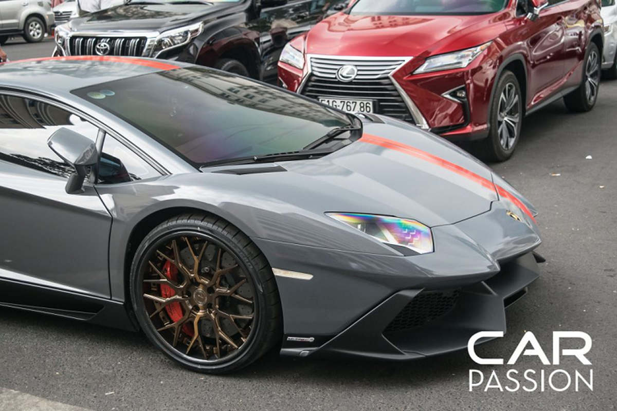 Sieu xe Lamborghini Aventador do bodykit 50th tai xuat o Sai Gon-Hinh-2