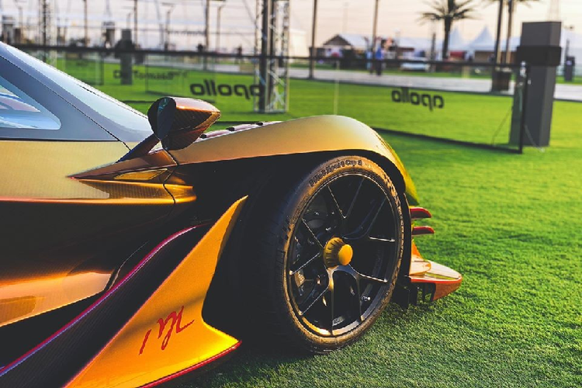 Dai gia Malaysia tau sieu xe Apollo Intensa Emozione dau tien-Hinh-10