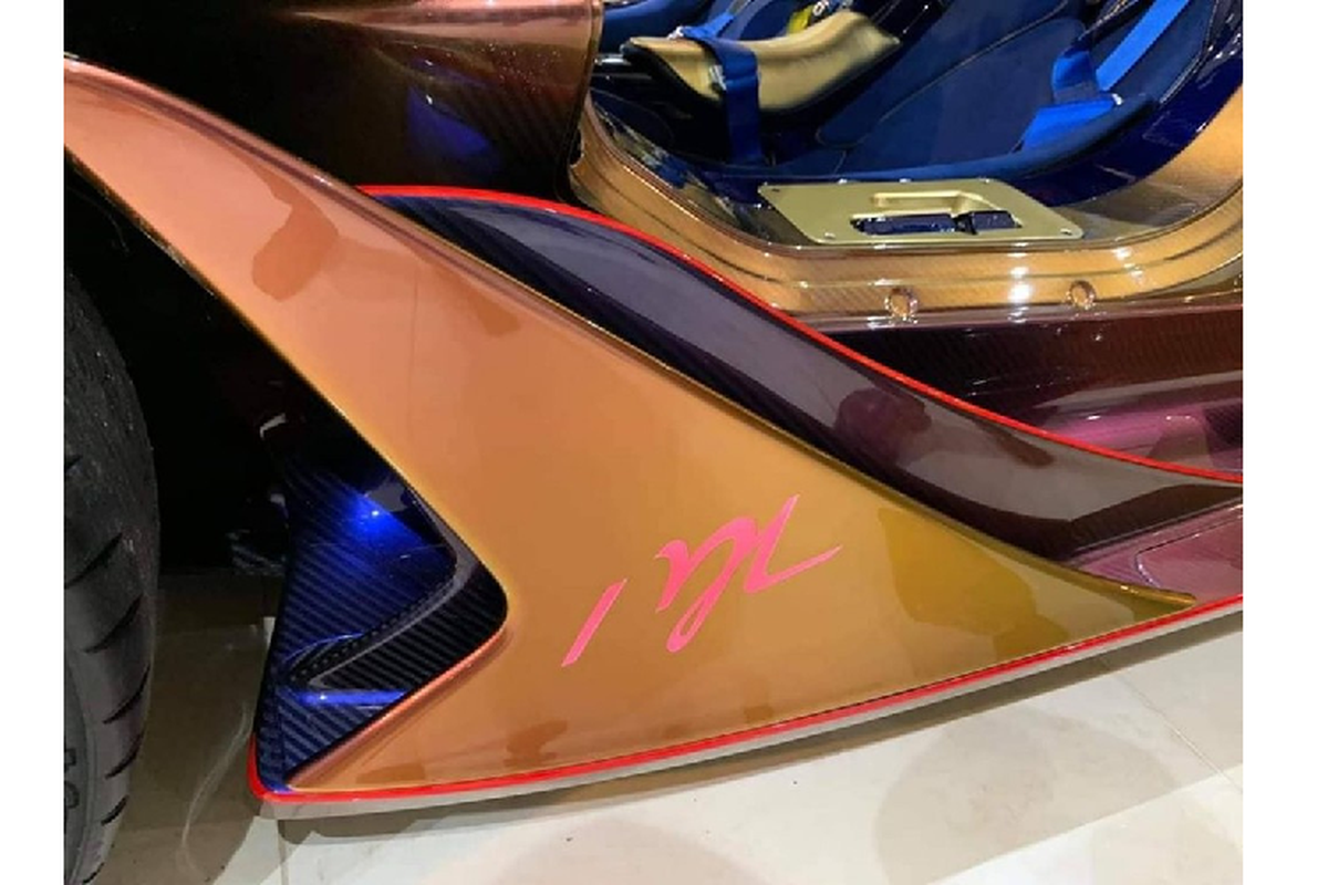 Dai gia Malaysia tau sieu xe Apollo Intensa Emozione dau tien-Hinh-6