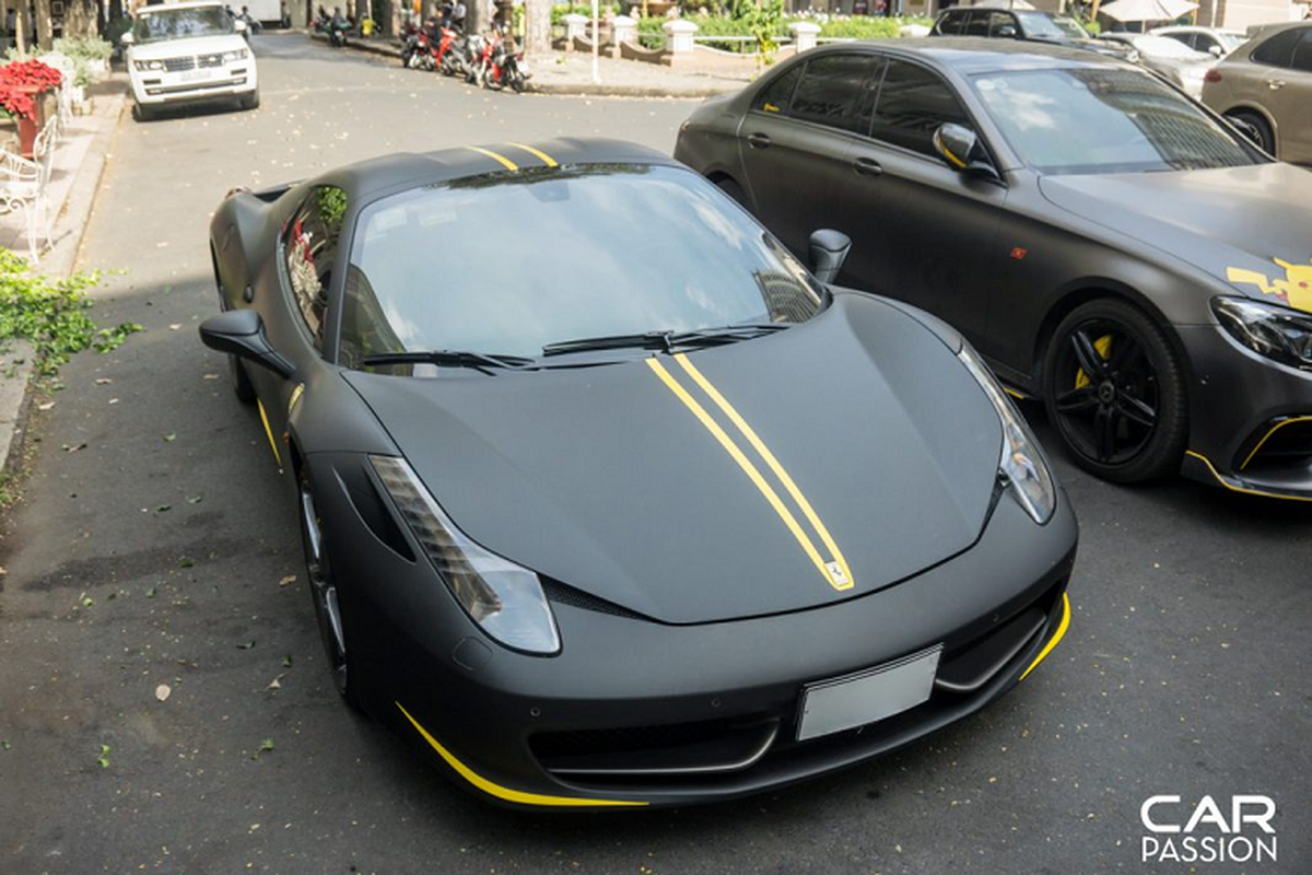 Ferrari 458 Spider thu hai ve Viet Nam tai xuat o Sai Gon-Hinh-2