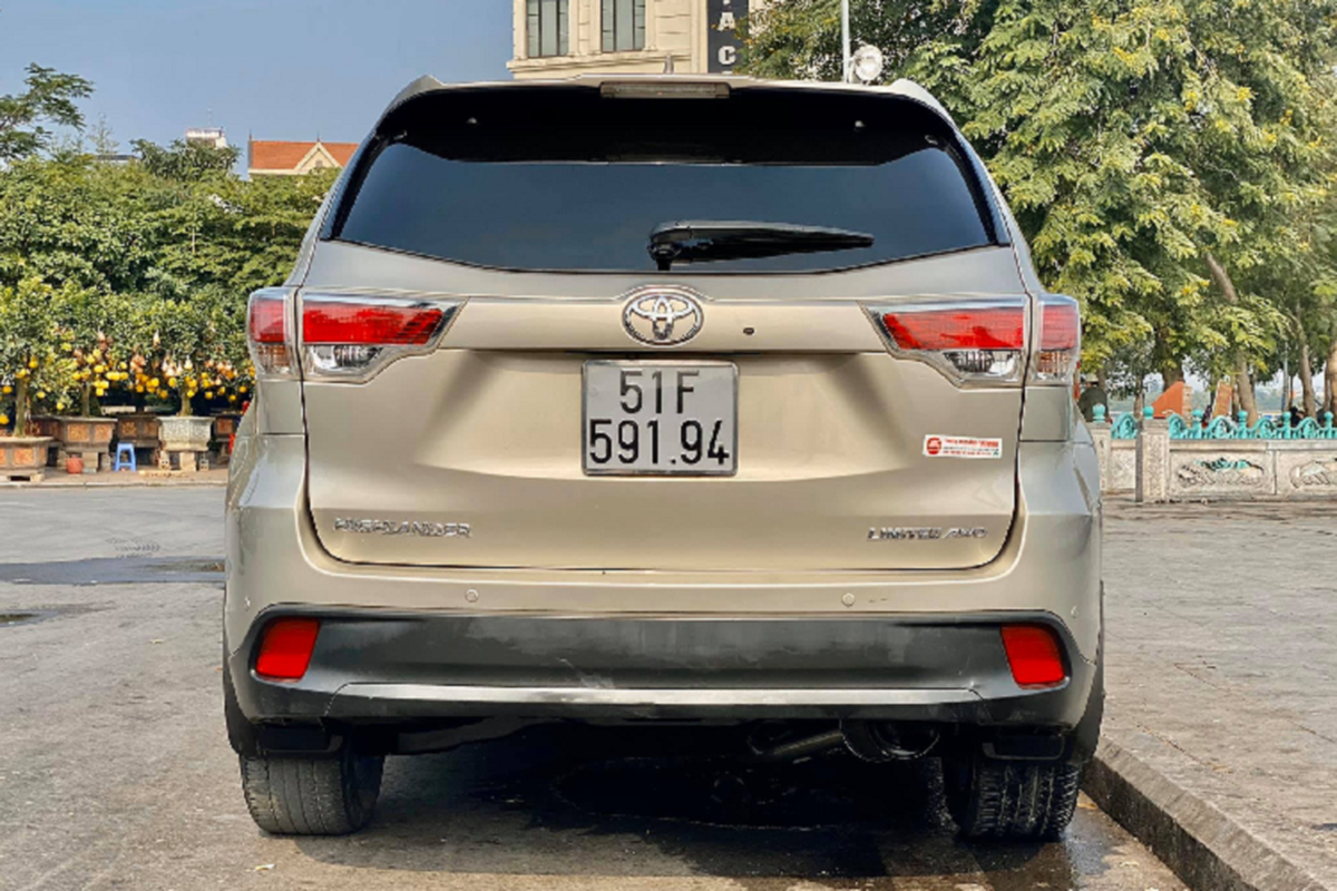 Toyota Highlander co ghe thuong gia hon 2,4 ty tai Viet Nam-Hinh-2