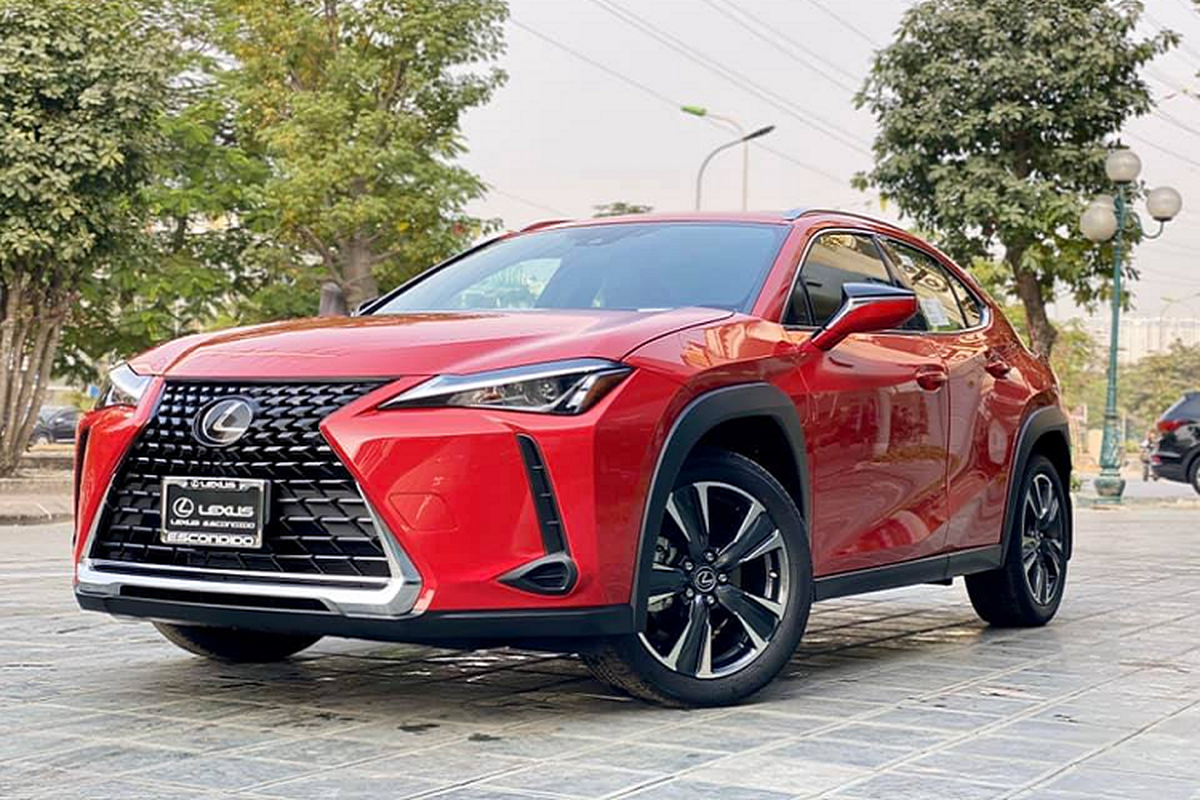 Lexus UX 200 moi dau tien ve Viet Nam 