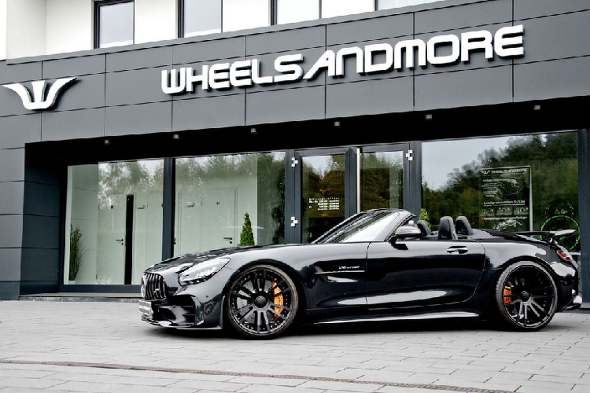 Mercedes-AMG GT R Roadster “boc may”, do cong suat cuc khung
