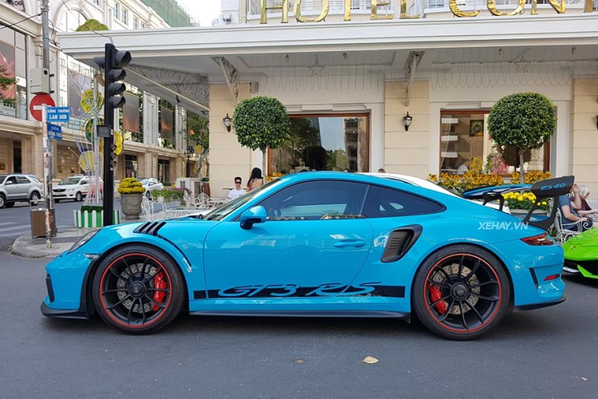 Porsche 911 GT3 RS do dang Lamborghini Huracan o Sai Gon-Hinh-5