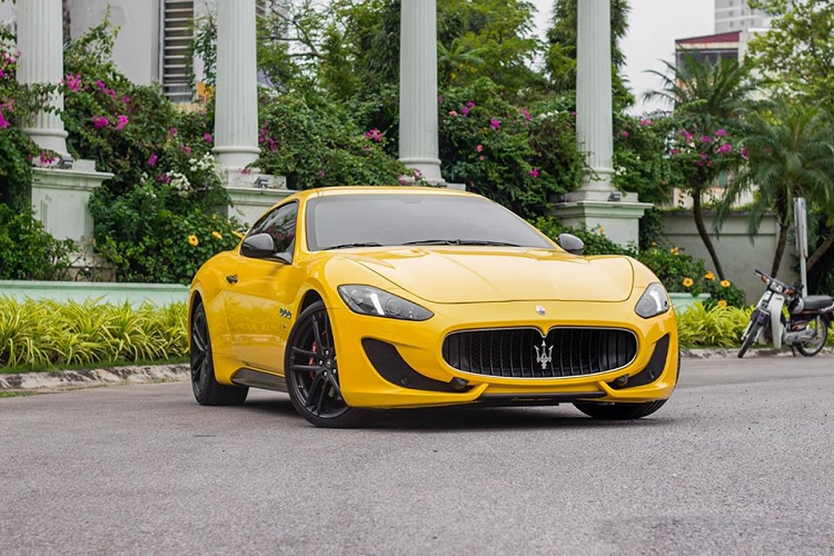 Maserati GranTurismo tu nhan re hon chinh hang toi 5 ty dong