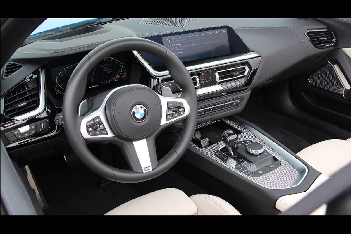 BMW Z4 ban sDrive30i M-Sport khong duoi 3 ty tai Viet Nam-Hinh-6