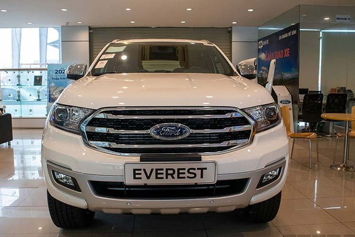 Ford Everest 2020 tu 999 trieu 