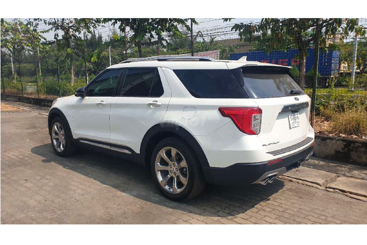 Can canh Ford Explorer Platinum 2020 hon 4 ty tai Viet Nam-Hinh-8