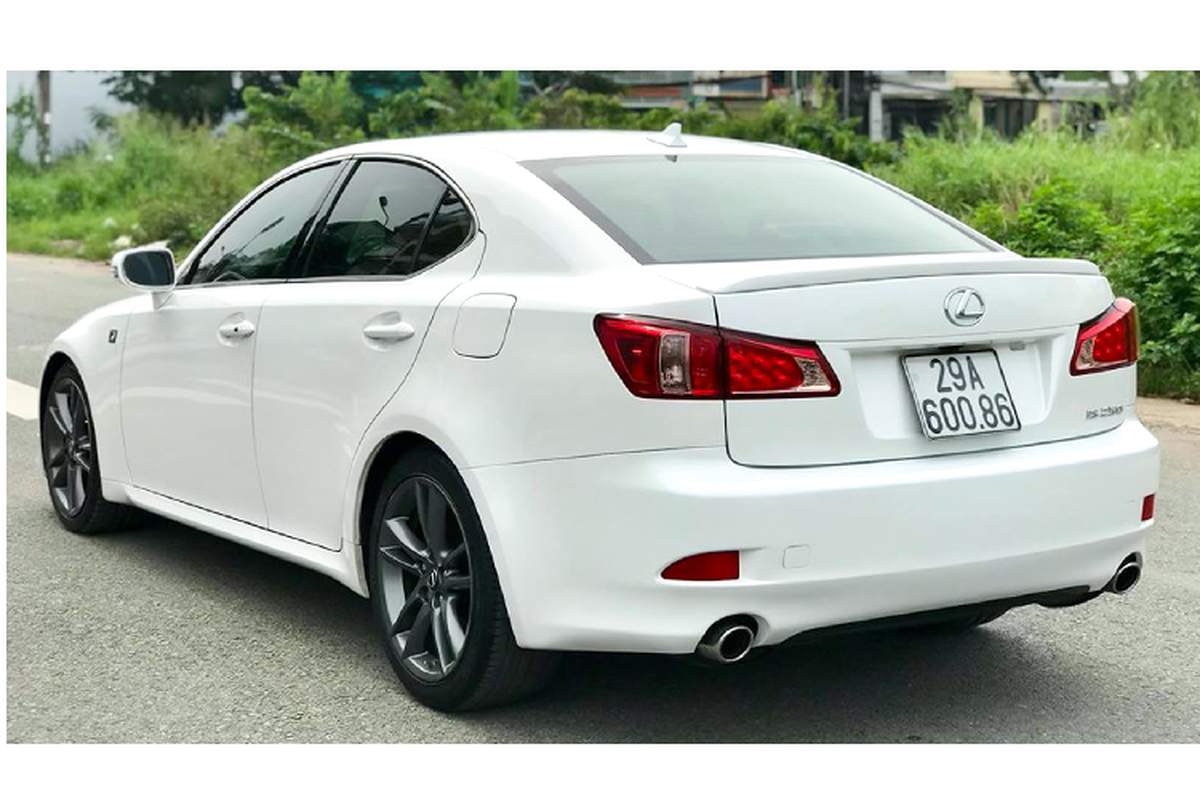 Chi tiet xe sanng Lexus IS 250 F-Sport chi 999 trieu o Ha thanh-Hinh-8