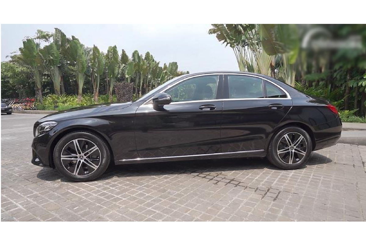 Mercedes-Benz C180 2020 ban ra hon 1,3 ty tai Viet Nam?-Hinh-4