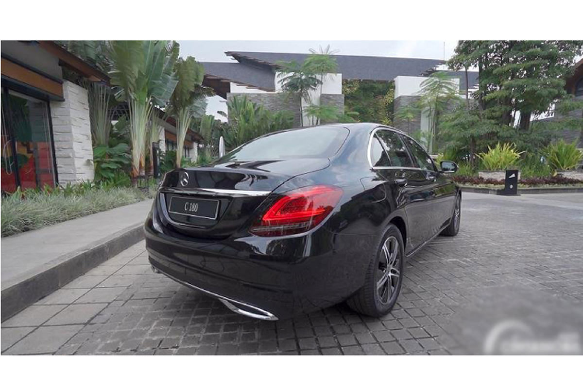 Mercedes-Benz C180 2020 ban ra hon 1,3 ty tai Viet Nam?-Hinh-9