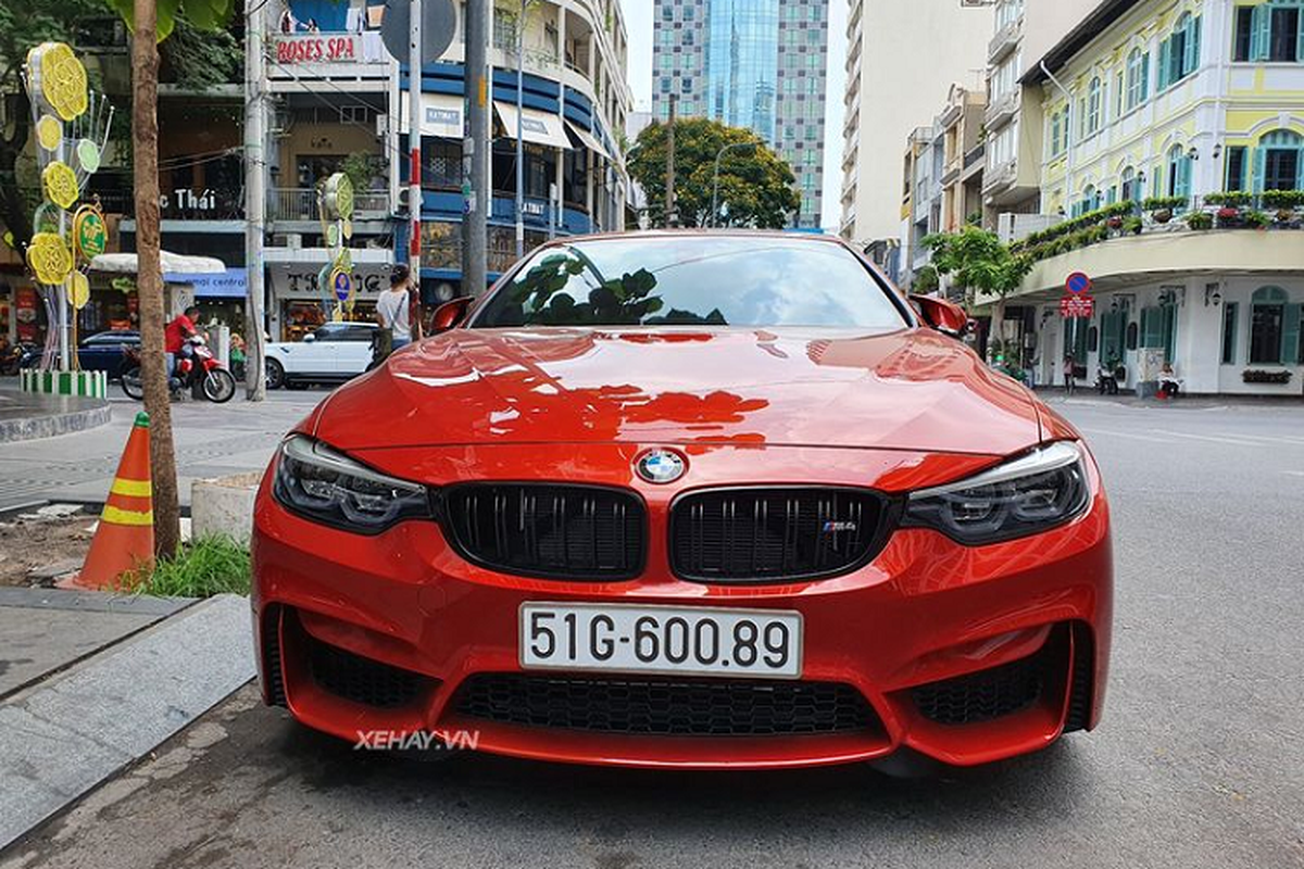 Cham mat BMW M4 Convertible hang hiem tren pho Sai Thanh-Hinh-5