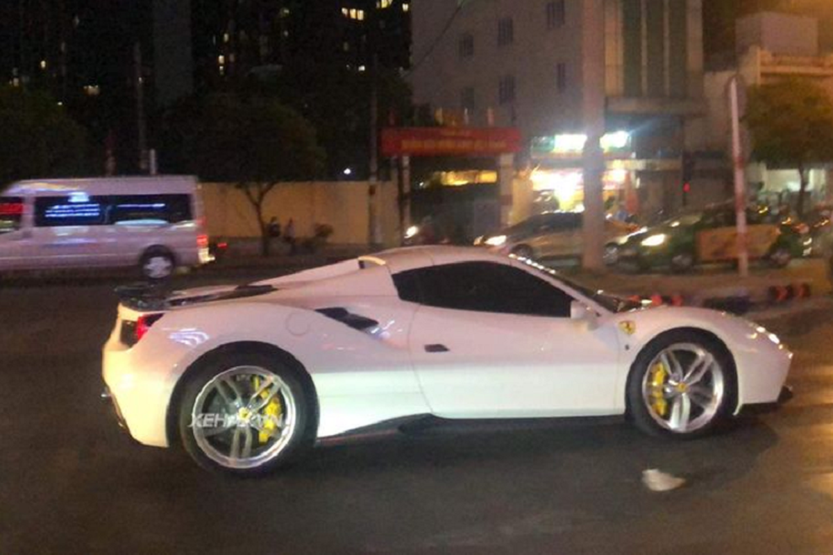 “Ruot duoi” sieu xe Ferrari 488 Spider hang hiem o Sai Gon-Hinh-3