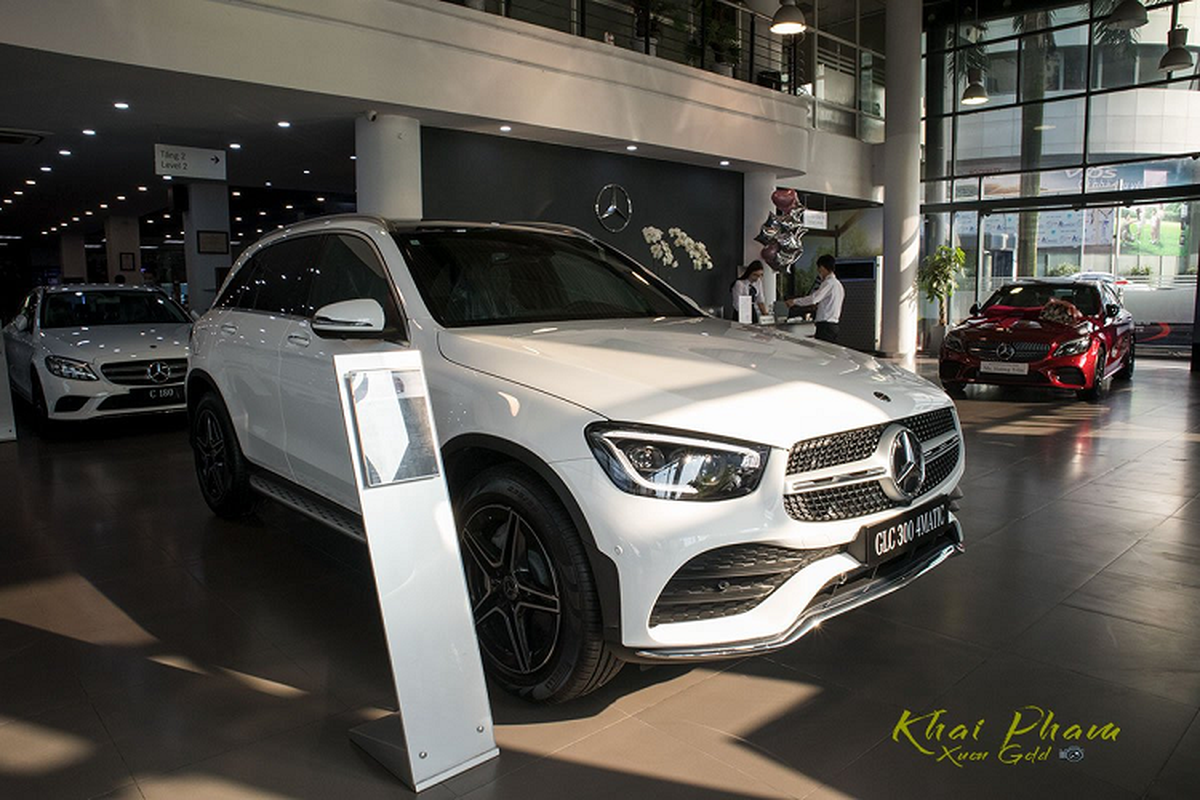 Mercedes-Benz GLC 300 4Matic CKD hon 2,3 ty tai Viet Nam