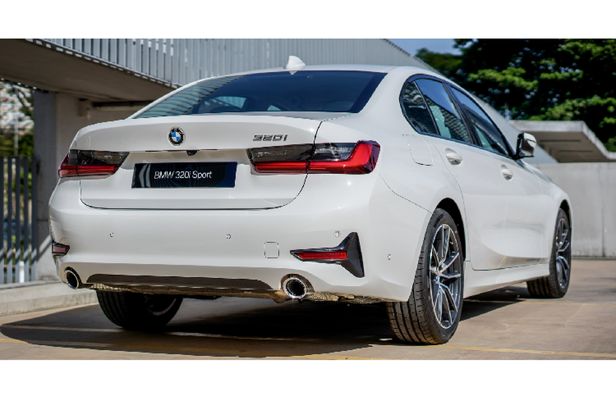 Chi tiet BMW 320i 2020 