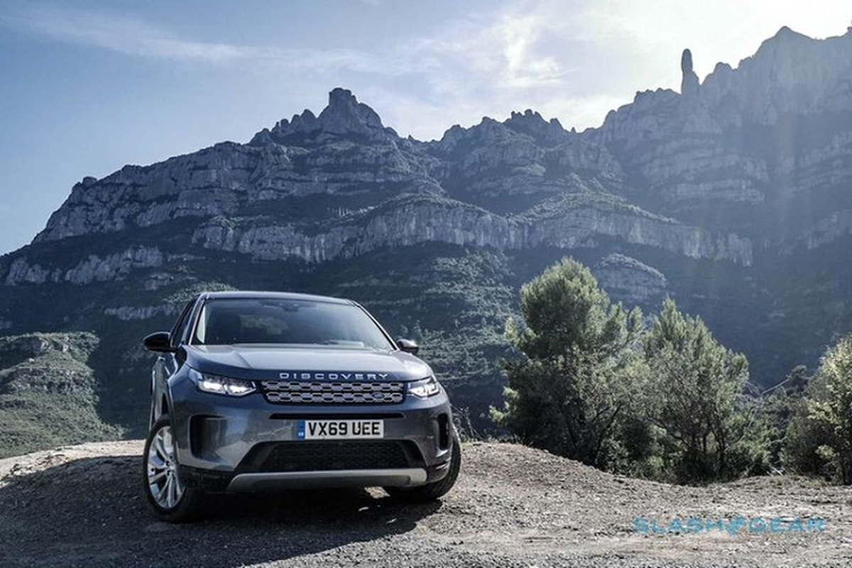Land Rover Discovery Sport 2020 hon 2,6 ty dong tai Thai Lan