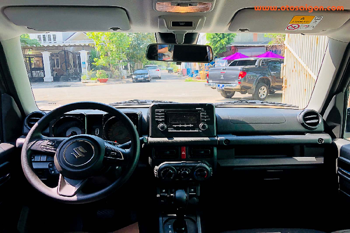 Suzuki Jimny mat hon 1,5 ty de lan banh tai Sai Gon-Hinh-4