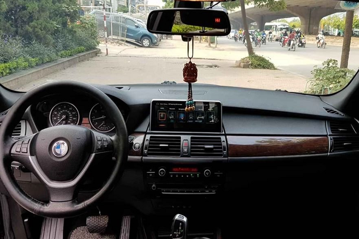 BMW X5 dung 12 nam ban 565 trieu o Ha Noi, ngang Toyota Vios-Hinh-5