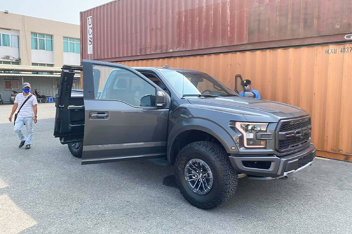 Ford F-150 Raptor SuperCab dau tien ve Viet Nam, hon 4 ty dong-Hinh-9