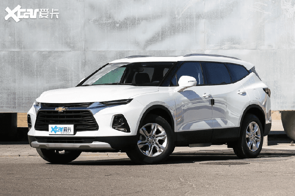 Chevrolet Blazer 2020 tu 863 trieu dong, 