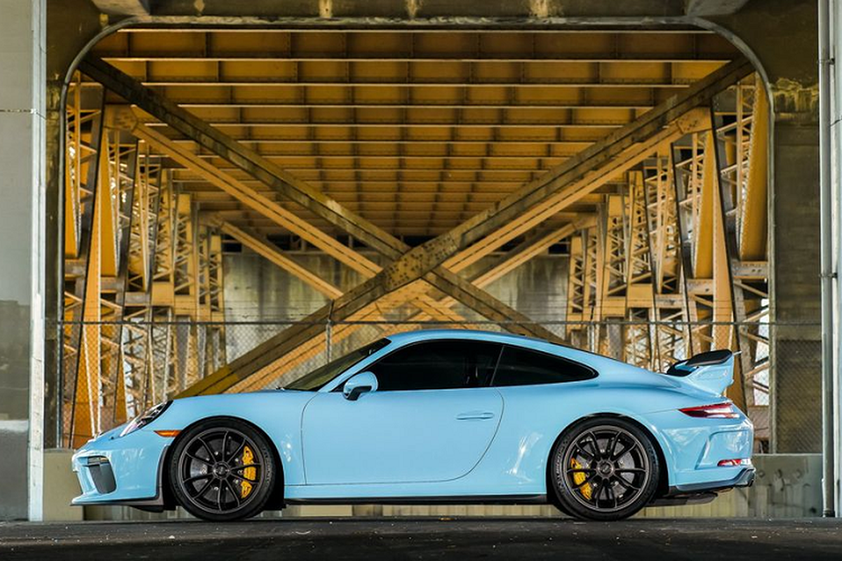 Porsche 911 GT3 “sieu luot” chay 2 nam co gi de...re?-Hinh-2