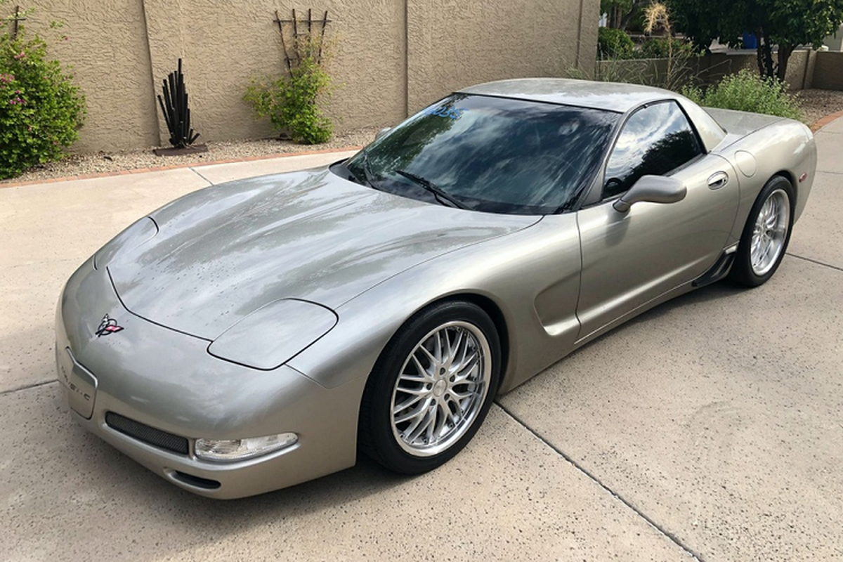 Chevrolet Corvette doi 1999 