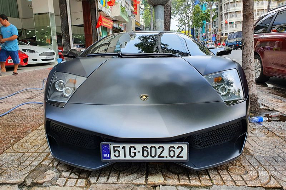 Sieu xe Lamborghini Murcielago SV mot thoi cua dai gia Minh nhua-Hinh-2