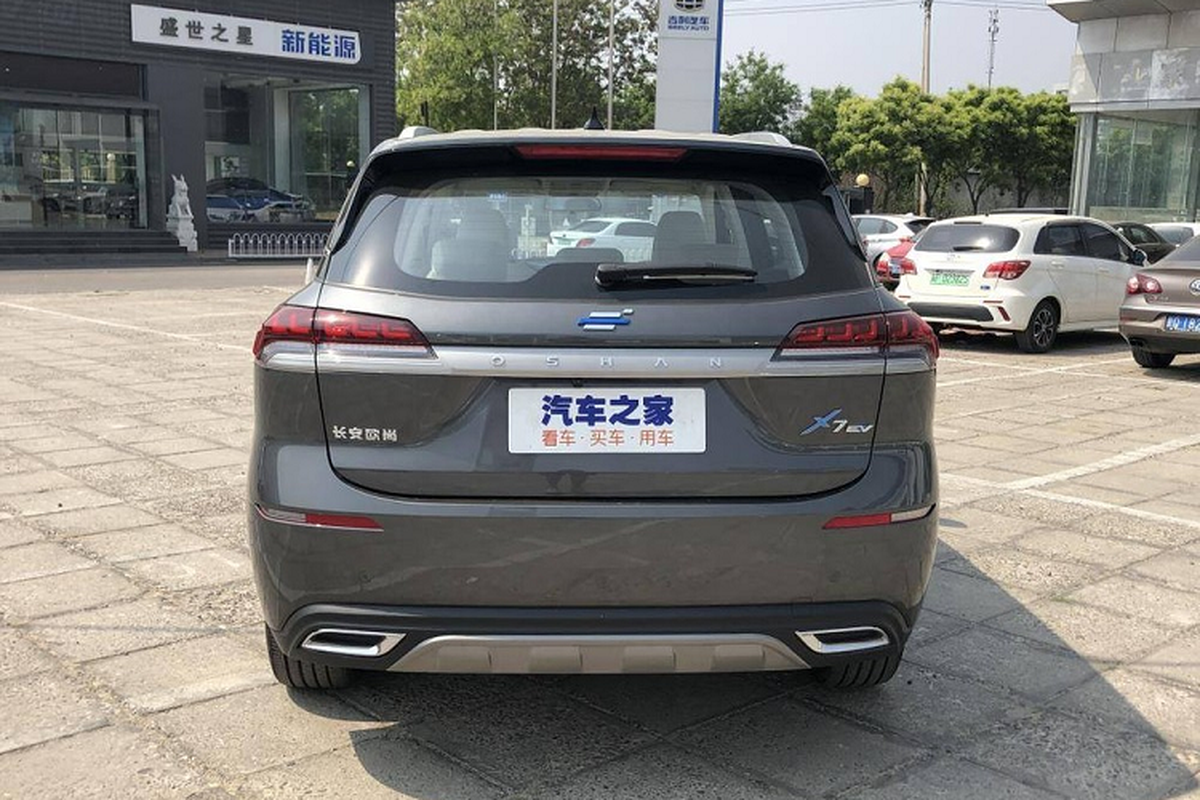 Oshan X7 EV - SUV dien Trung Quoc chi 562 trieu dong-Hinh-2