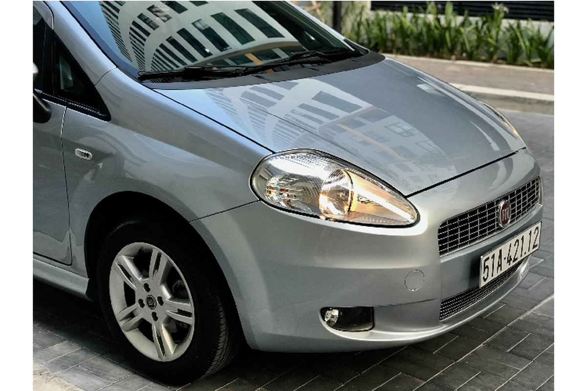 Cua la Fiat Grande Punto tai Sai Gon, re “giat minh” chi 360 trieu-Hinh-3