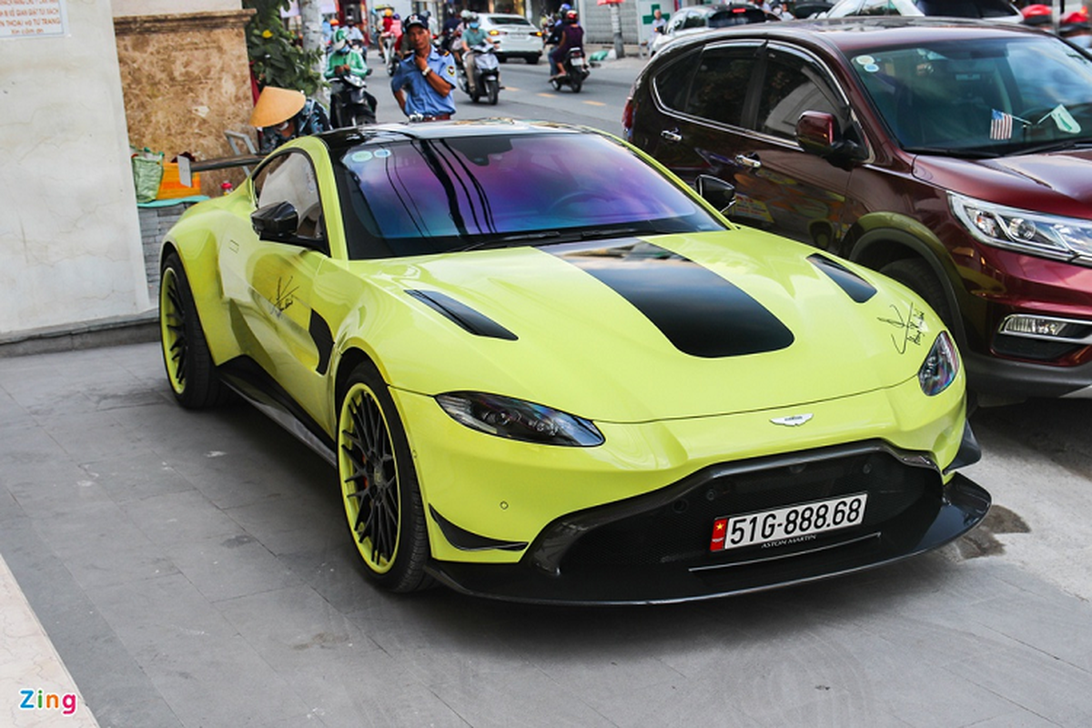 Aston Martin Vantage dau tien tai Viet Nam do mam hang doc-Hinh-8