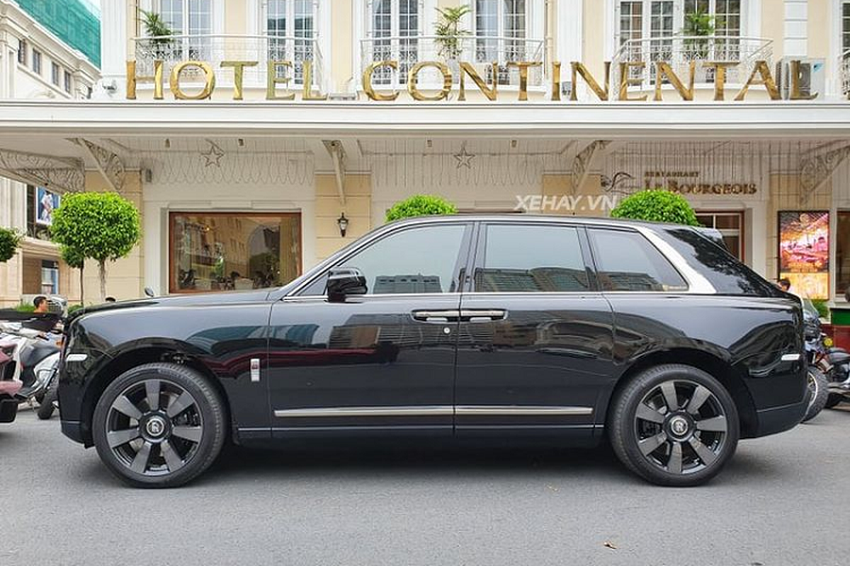 Ngam Rolls-Royce Cullinan “full black” hon 41 ty o Sai Gon-Hinh-8