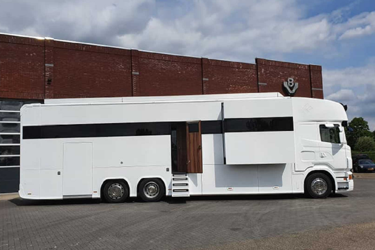 Chi tiet Scania RV - 