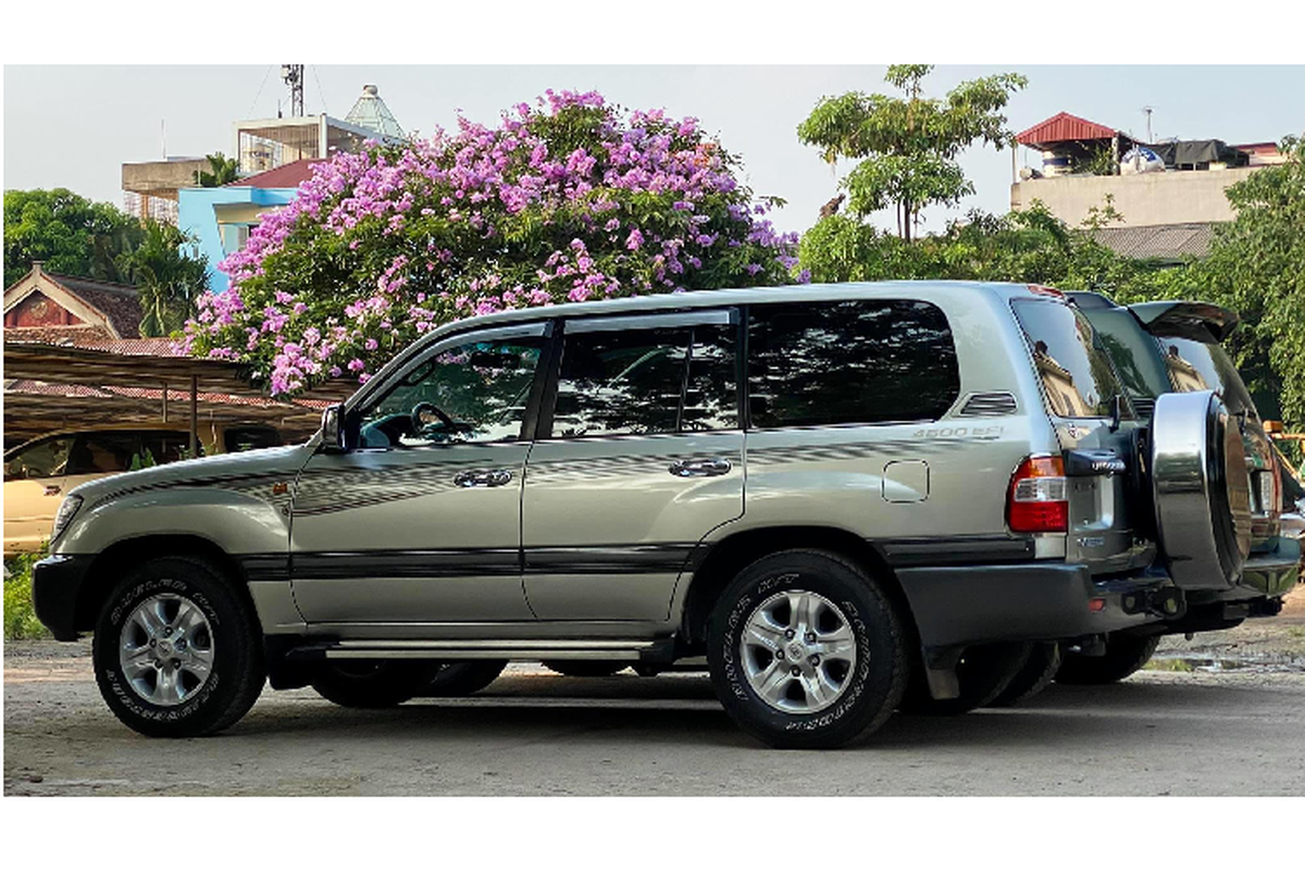 Toyota Land Cruiser va Lexus LX - bieu tuong cua dai gia Viet-Hinh-7