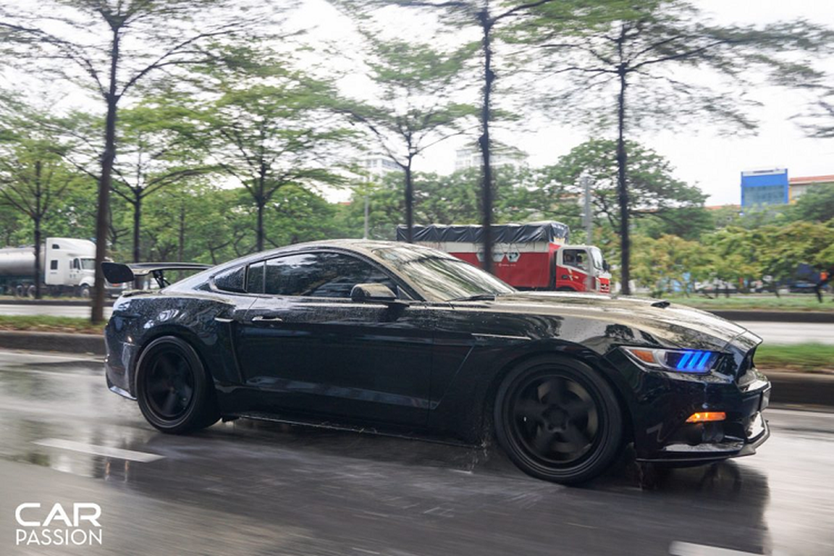 Bo doi Ford Mustang GT va F-150 Raptor gan 7 ty tai Sai Gon-Hinh-4