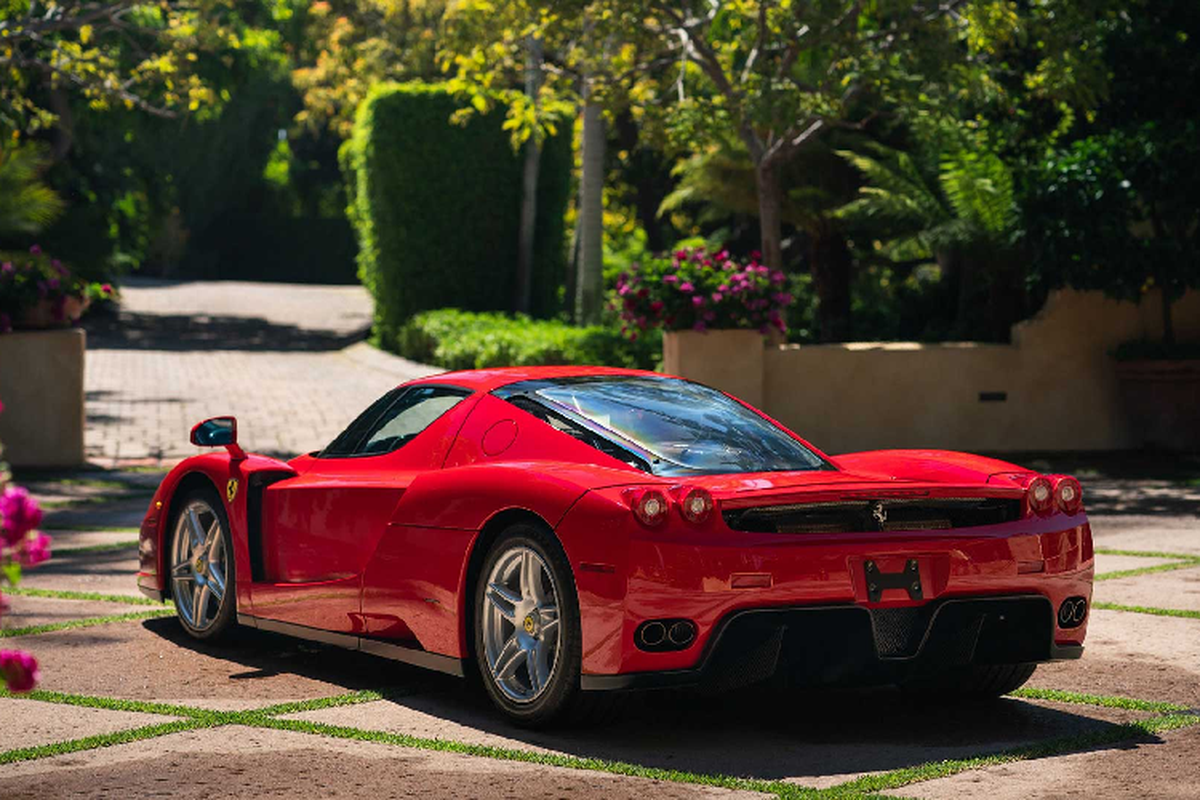 Ferrari Enzo 2003 la sieu xe dat nhat ban dau gia online-Hinh-3