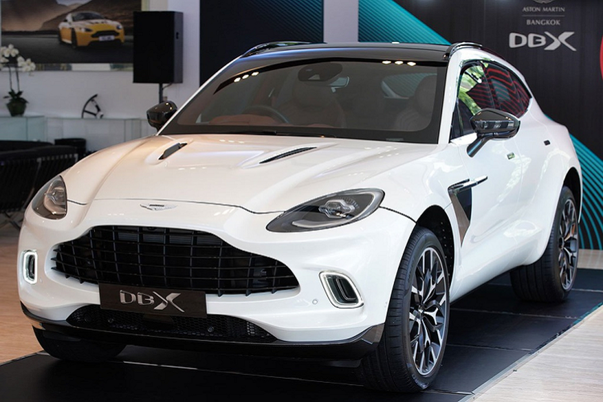 Aston Martin DBX V8 moi, hon 15 ty dong tai Thai Lan