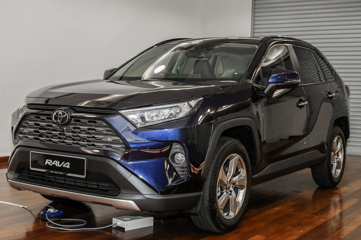 Ra mat Toyota RAV4 2021 tu 1 ty dong tai Dong Nam A