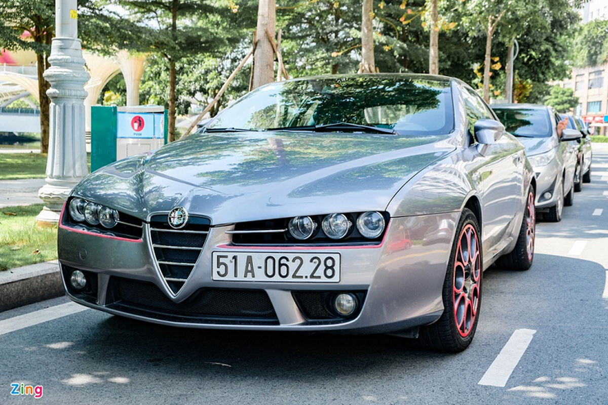 Alfa Romeo Brera hang hiem hon 10 nam tuoi tai Viet Nam