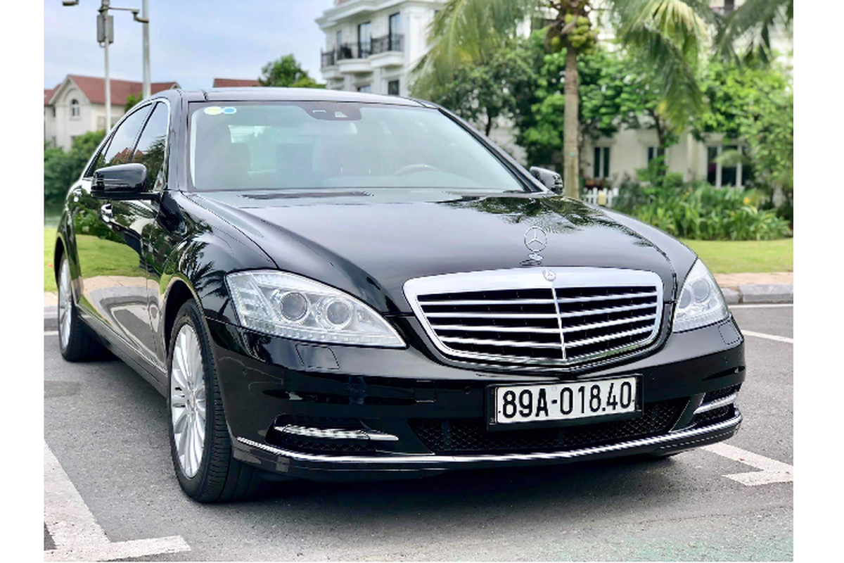 Mercedes-Benz S300 dung 8 nam, chi 999 trieu tai Hung Yen-Hinh-9