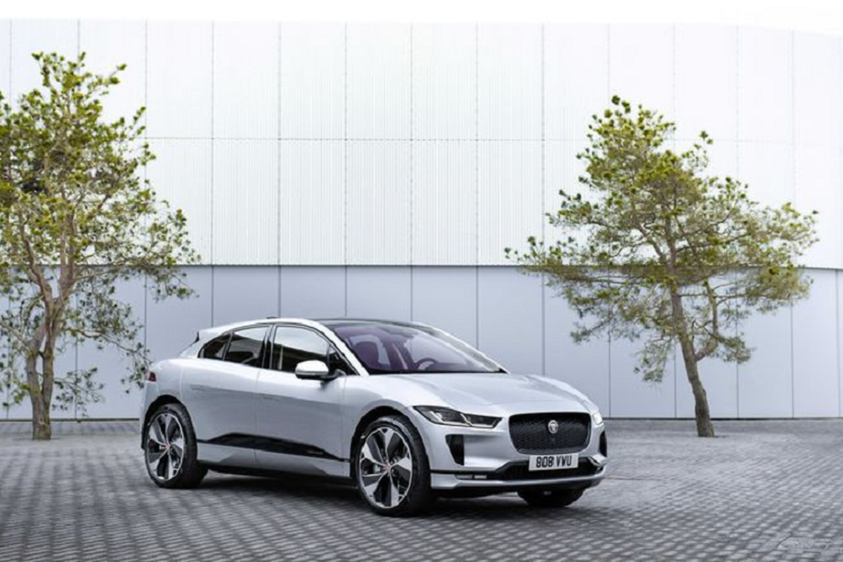 Jaguar I-Pace 2020 ra mat, ban nang cap nhe tu 1,94 ty dong