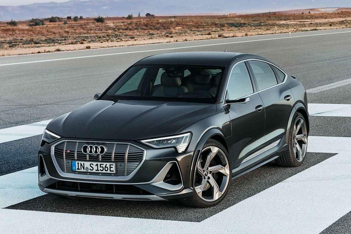 Audi E-tron S va E-tron S Sportback 2021 chay 360 km/lan sac-Hinh-7