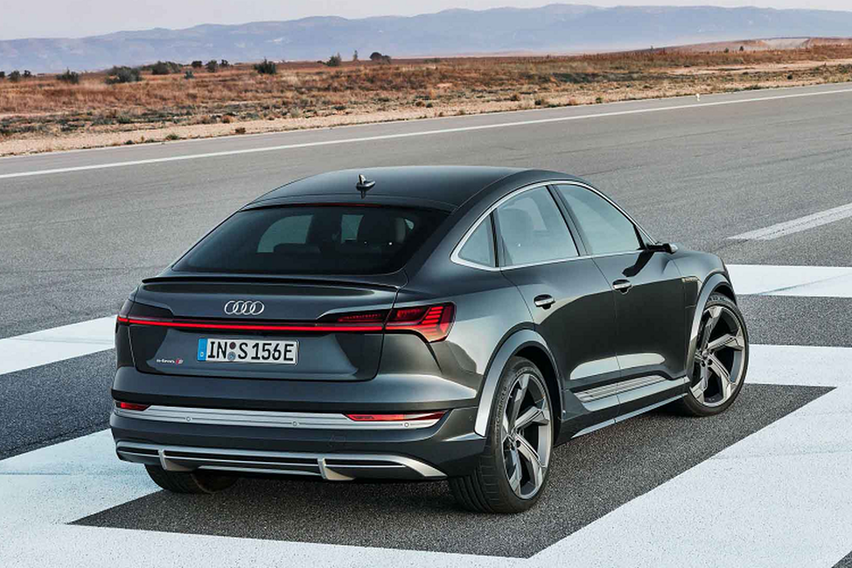 Audi E-tron S va E-tron S Sportback 2021 chay 360 km/lan sac-Hinh-9