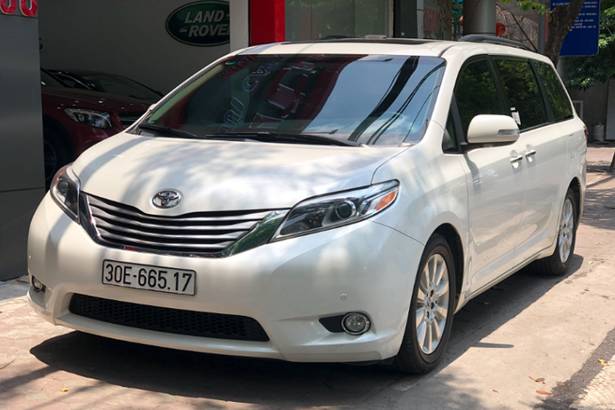 Toyota Sienna cu gan 3 ty o Ha Noi, dat hon Mercedes V-Class moi-Hinh-2