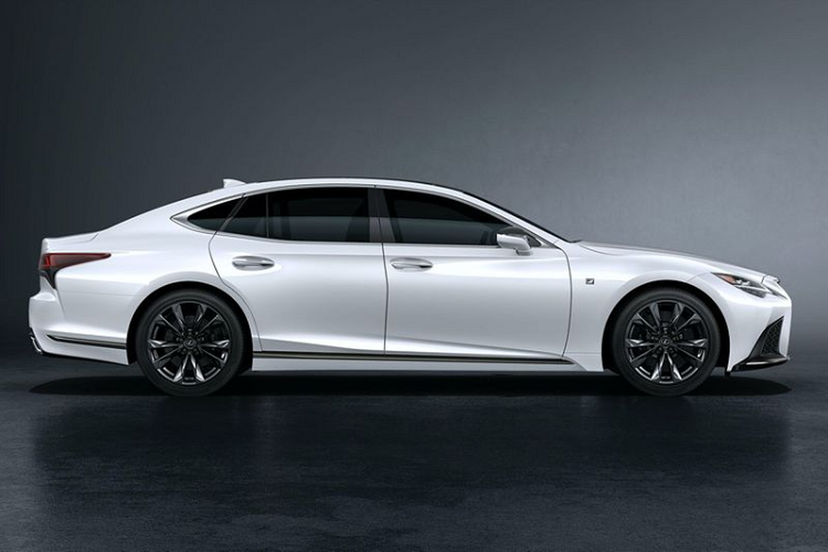 Lexus LS 2021 moi trinh lang, 