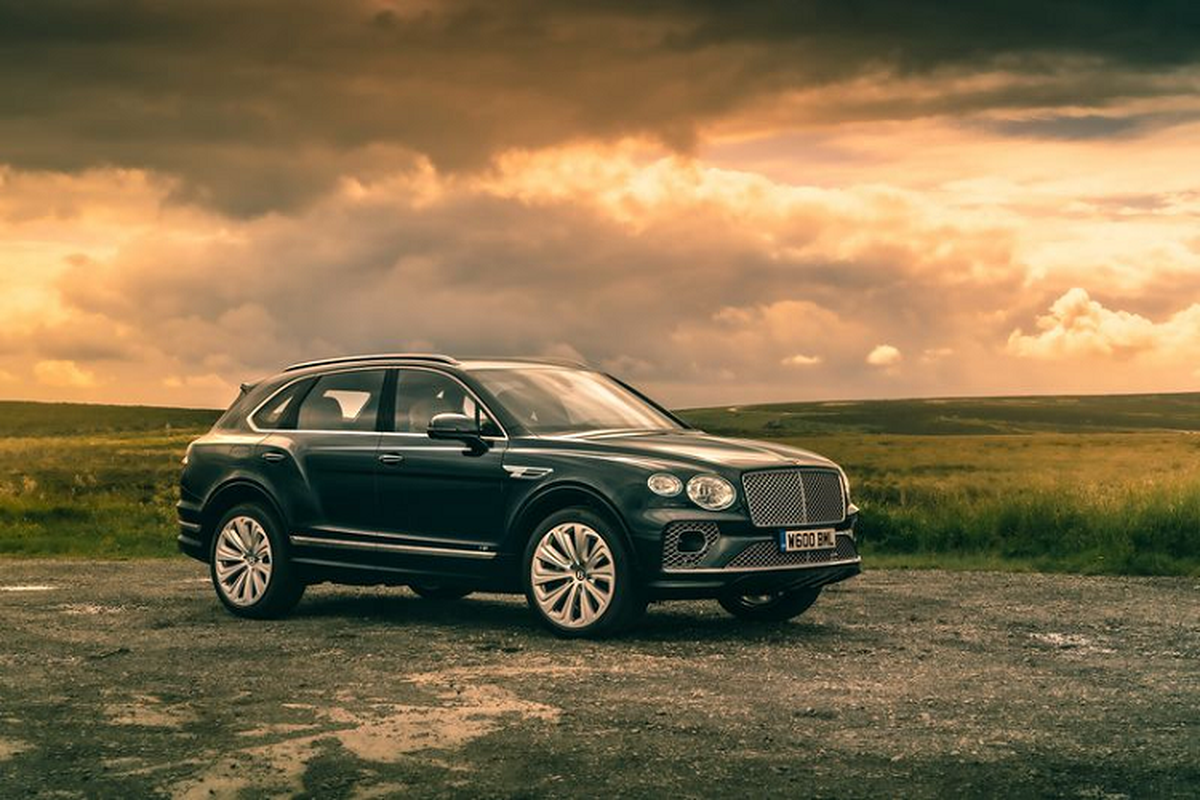 Bentley Bentayga 2021 tiet lo mau xe bon cho sang trong nhat