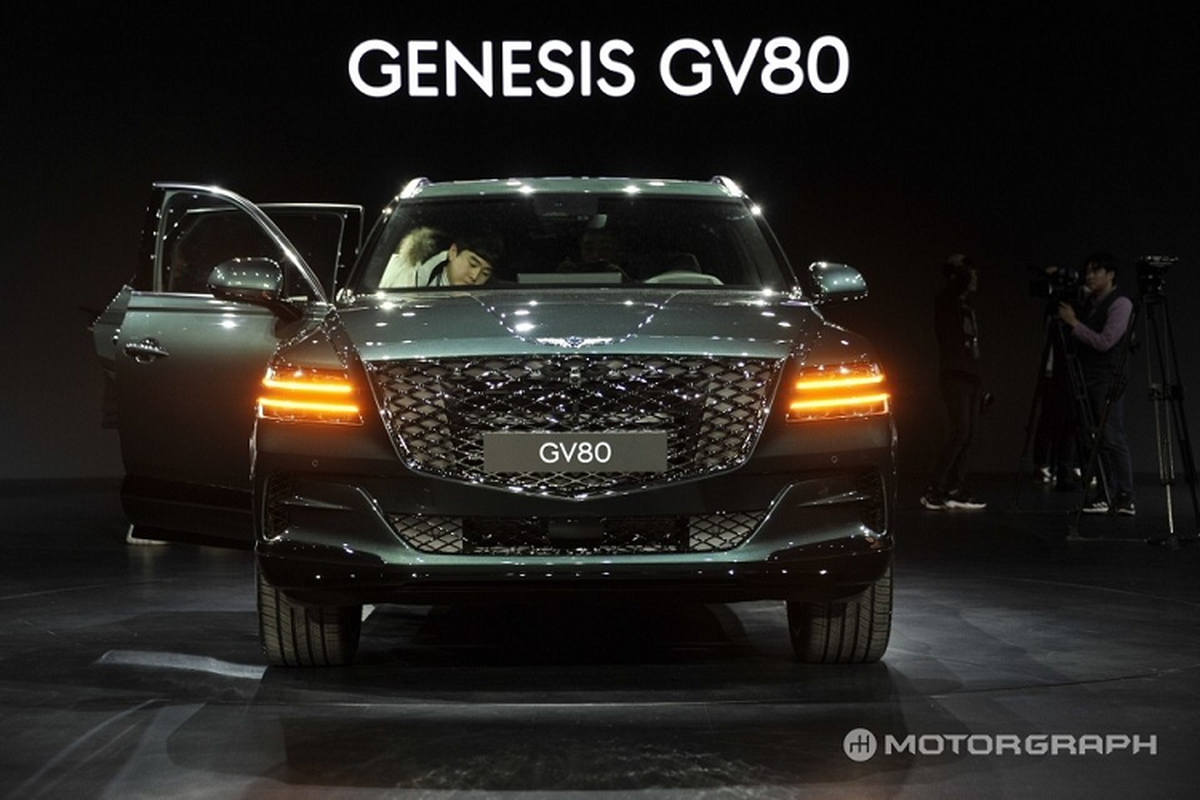 Nam ca sy V cua BTS tau SUV hang sang Genesis GV80 moi-Hinh-3