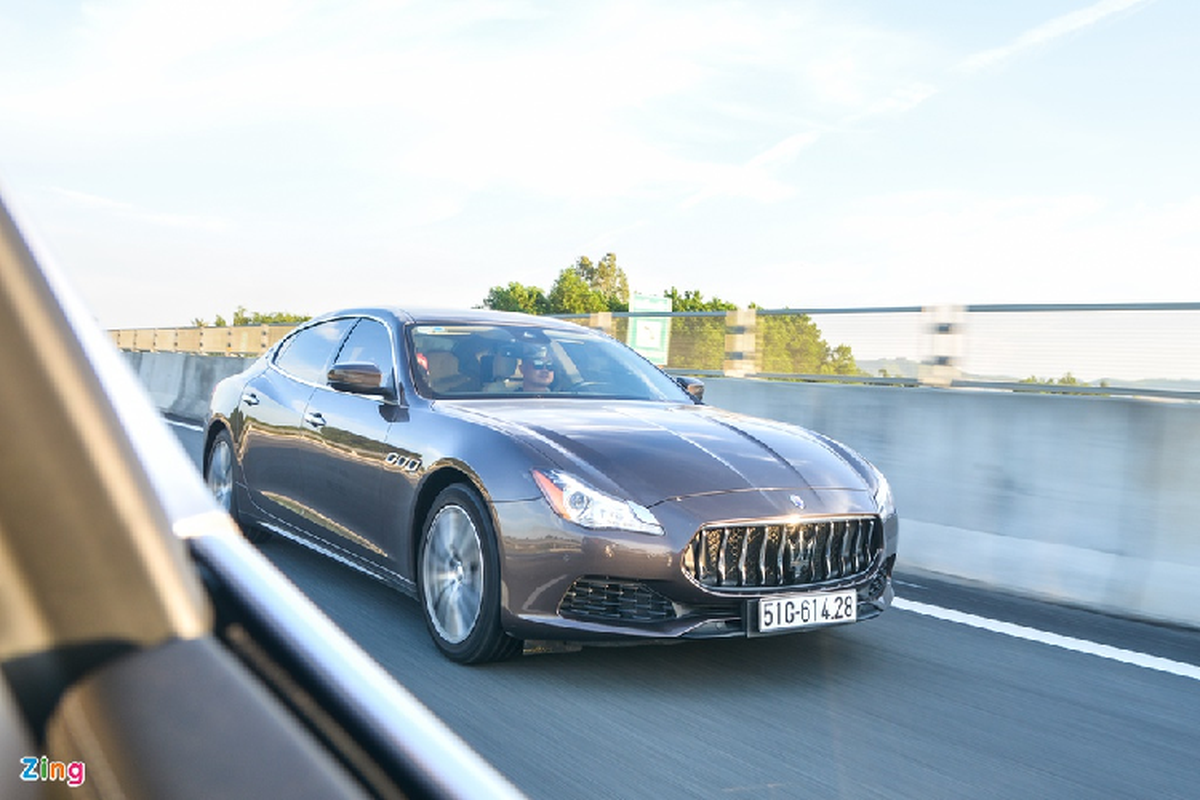 Maserati Quattroporte hang sang tu 7,7 ty dong ve Viet Nam