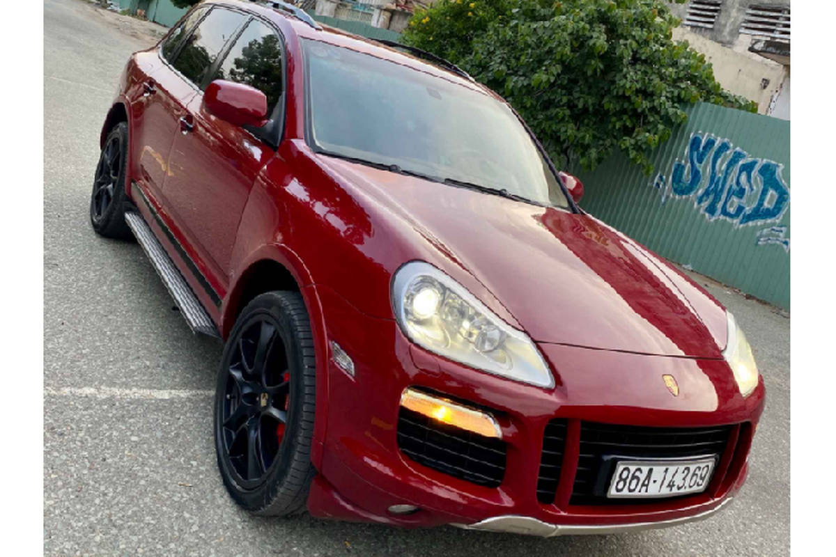 Porsche Cayenne chi 932 trieu tai Viet Nam, re nhung kho 